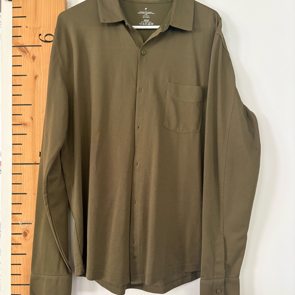 Fabletics Green Casual Button Down Shirt